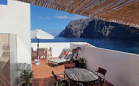 Penthouse De Roca In Poblado Marinero